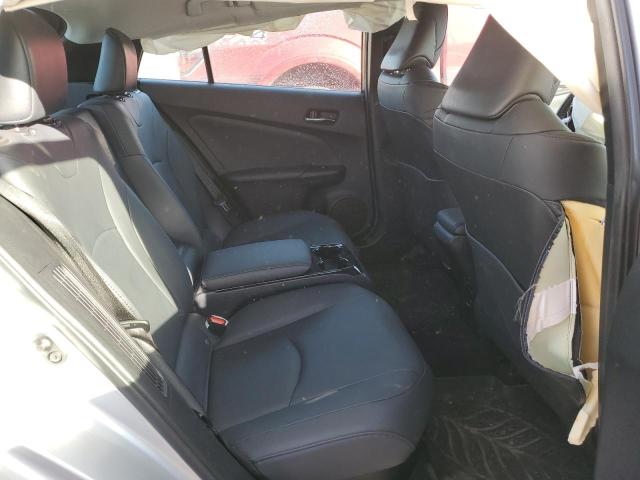 JTDKARFP1J3101465 - 2018 TOYOTA PRIUS PRIM 银色 照片 10