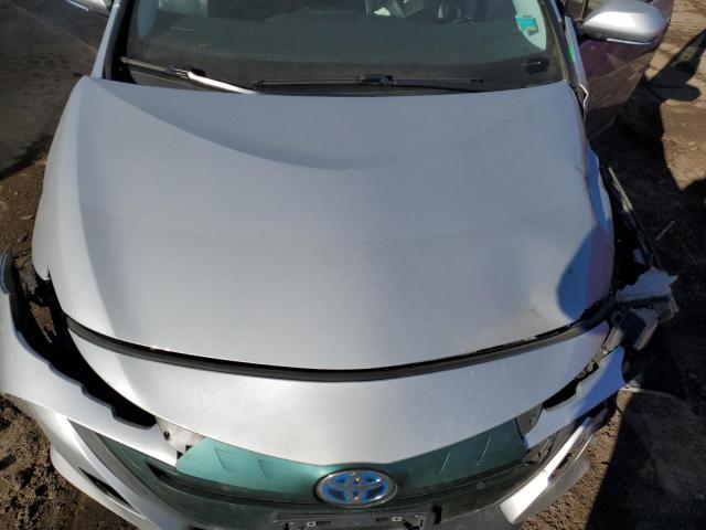 JTDKARFP1J3101465 - 2018 TOYOTA PRIUS PRIM 银色 照片 11