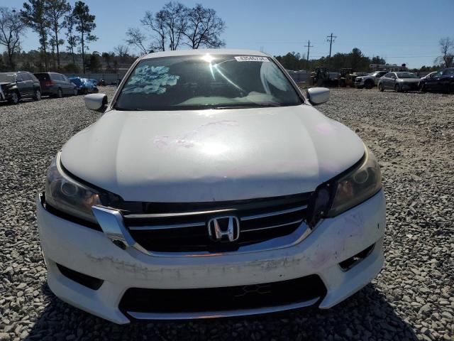 1HGCR2F3XEA078496 - 2014 HONDA ACCORD LX WHITE photo 5