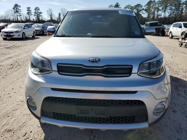 KNDJP3A50J7585151 - 2018 KIA SOUL + SILVER photo 5