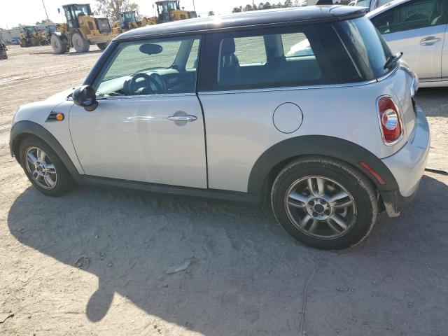 WMWSU3C5XCT185048 - 2012 MINI COOPER SILVER photo 2