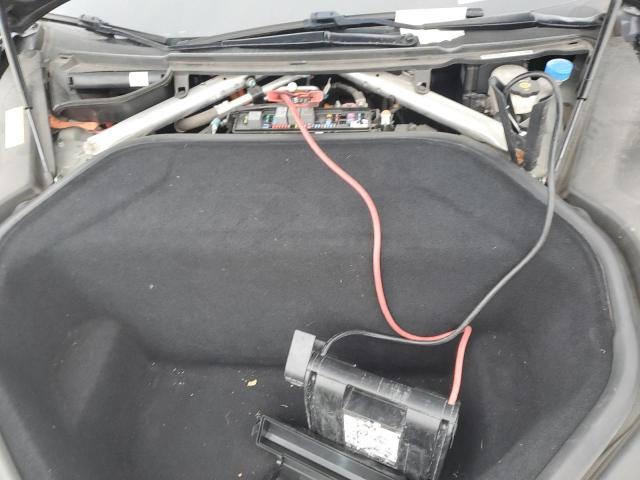 5YJSA1E26GF131404 - 2016 TESLA MODEL S GRAY photo 11