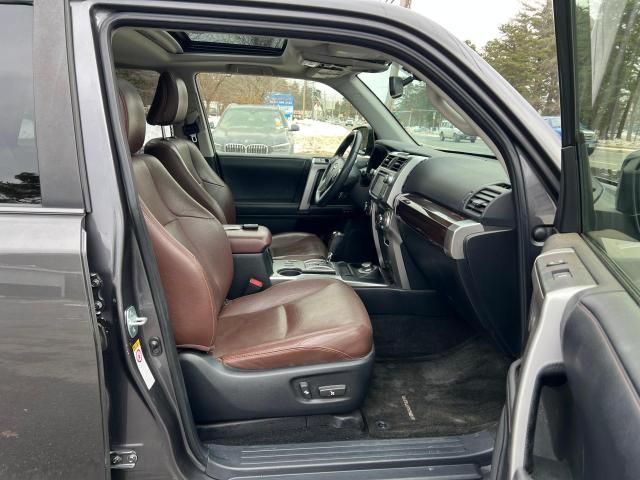 JTEBU5JR2J5544779 - 2018 TOYOTA 4RUNNER SR5/SR5 PREMIUM 灰色 照片 5