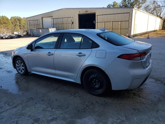 5YFEPMAE0MP246691 - 2021 TOYOTA COROLLA LE SILVER photo 2