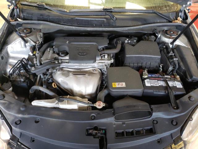 4T1BF1FK4HU811032 - 2017 TOYOTA CAMRY LE SILVER photo 11