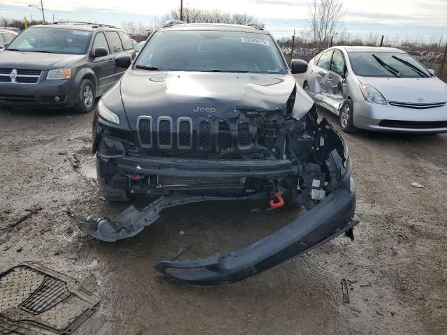 1C4PJMBS5HW634432 - 2017 JEEP CHEROKEE TRAILHAWK BLACK photo 5