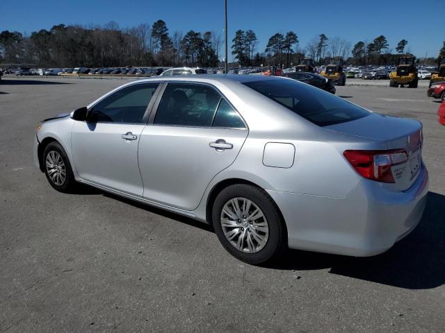 4T1BF1FK0EU353663 - 2014 TOYOTA CAMRY L SILVER photo 2