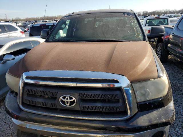 5TFRY5F11BX101443 - 2011 TOYOTA TUNDRA DOUBLE CAB SR5 BLACK photo 5