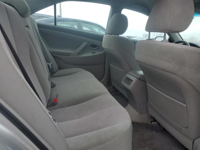 4T1BF3EK9BU128408 - 2011 TOYOTA CAMRY BASE ვერცხლისფერი ფოტო 10