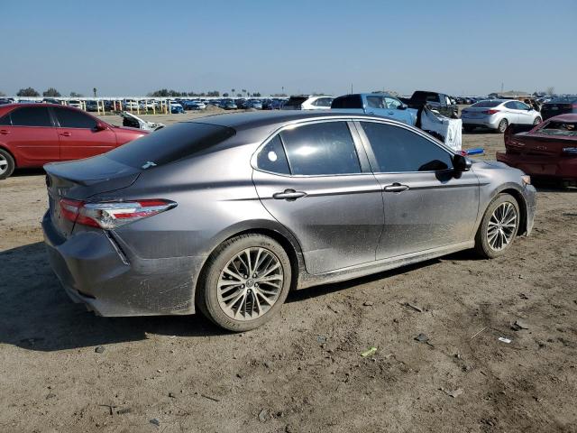 4T1B11HK1JU006140 - 2018 TOYOTA CAMRY L GRAY photo 3