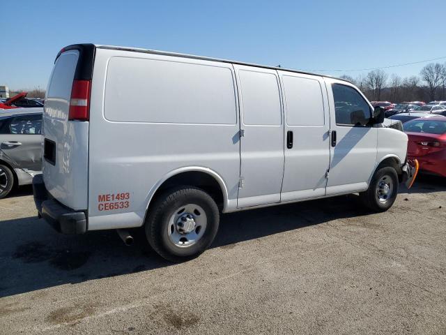 1GCWGFCA8E1208545 - 2014 CHEVROLET EXPRESS G2 WHITE photo 3