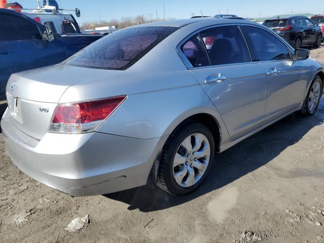 1HGCP367X8A044402 - 2008 HONDA ACCORD EX SILVER photo 3