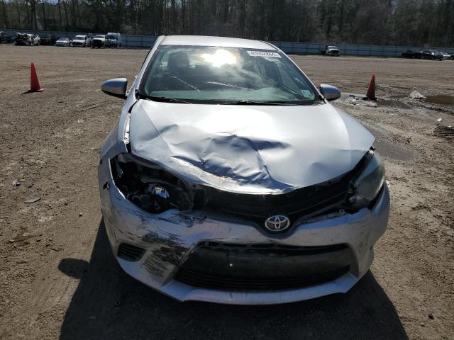 5YFBURHE1FP328009 - 2015 TOYOTA COROLLA L SILVER photo 5