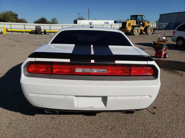 2C3CDYAG0EH123705 - 2014 DODGE CHALLENGER SXT WHITE photo 6