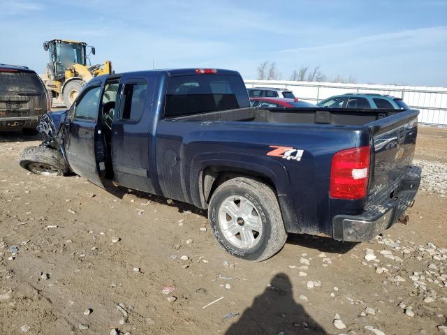 1GCRKSE34BZ107468 - 2011 CHEVROLET SILVERADO K1500 LT BLUE photo 2