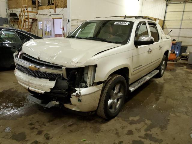 3GNTKGE73DG356859 - 2013 CHEVROLET AVALANCHE LTZ CREAM photo 1