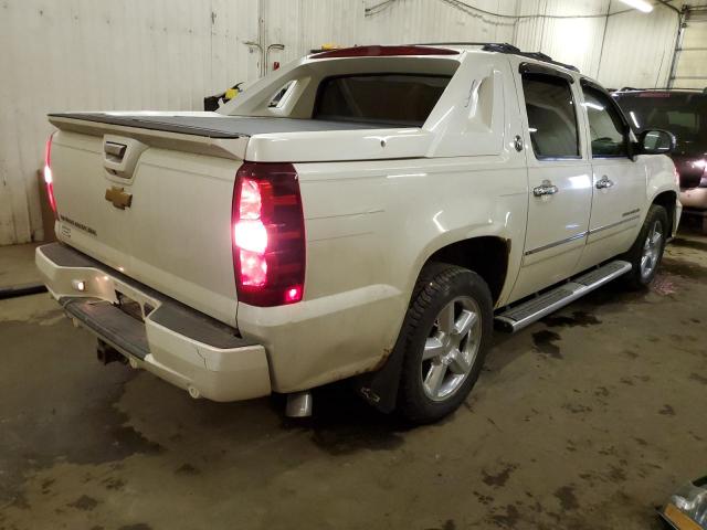 3GNTKGE73DG356859 - 2013 CHEVROLET AVALANCHE LTZ CREAM photo 3