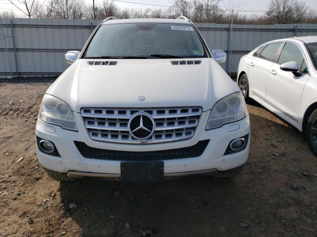 4JGBB8GB9AA605148 - 2010 MERCEDES-BENZ ML 350 4MATIC WHITE photo 5