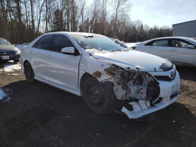 4T1BF1FK0EU823013 - 2014 TOYOTA CAMRY L WHITE photo 4