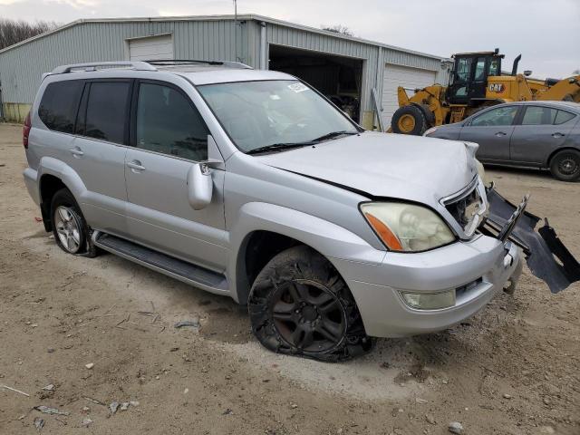 JTJBT20X360112144 - 2006 LEXUS GX 470 SILVER photo 4