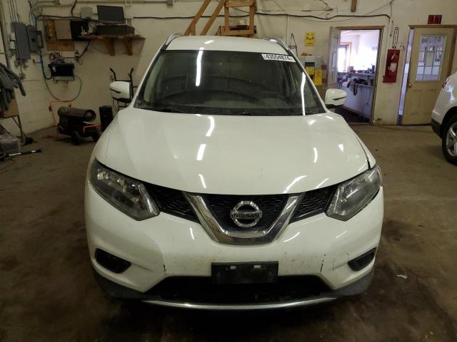 JN8AT2MV0GW153566 - 2016 NISSAN ROGUE S WHITE photo 5