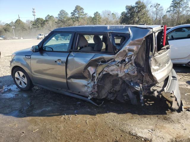 KNDJN2A22F7219141 - 2015 KIA SOUL GRAY photo 2