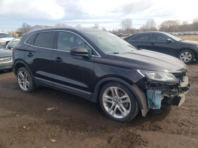 5LMCJ3D99HUL03165 - 2017 LINCOLN MKC RESERVE BLACK photo 4