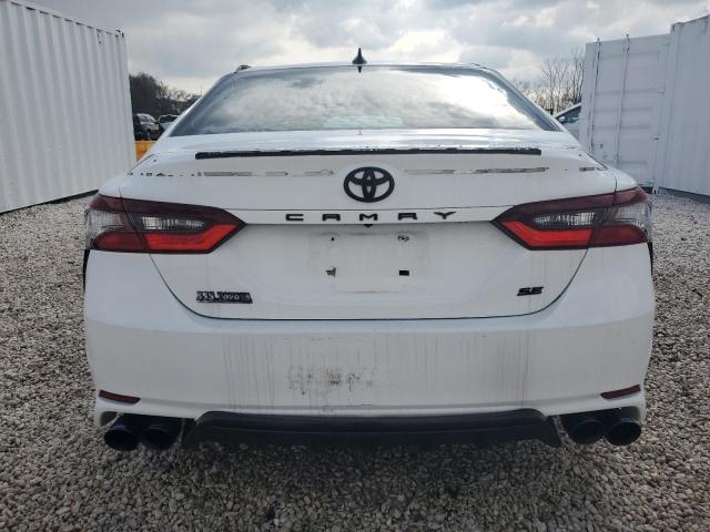 4T1G11AKXLU390146 - 2020 TOYOTA CAMRY SE WHITE photo 6