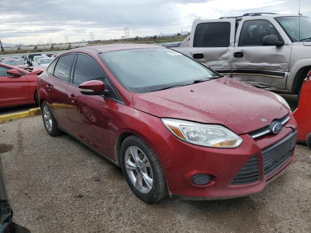 1FADP3F23EL117607 - 2014 FORD FOCUS SE MAROON photo 4