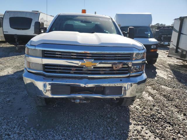 1GC2CYEG2FZ137515 - 2015 CHEVROLET SILVERADO C3500 WHITE photo 5