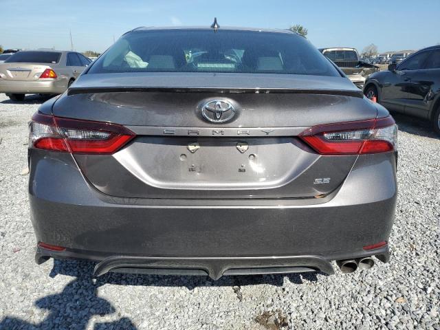 4T1G11AK5PU801538 - 2023 TOYOTA CAMRY SE NIGHT SHADE GRAY photo 6
