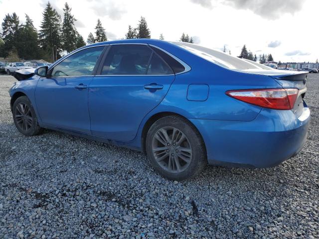 4T1BF1FK2HU731714 - 2017 TOYOTA CAMRY LE BLUE photo 2