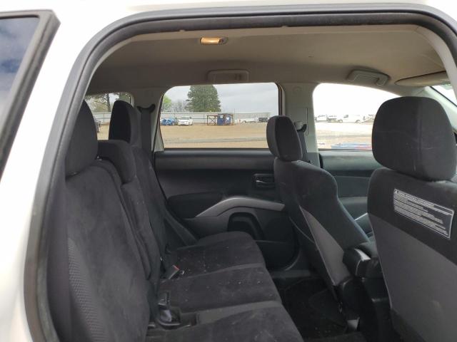 JA4AS2AW8CU004723 - 2012 MITSUBISHI OUTLANDER ES თეთრი ფოტო 11