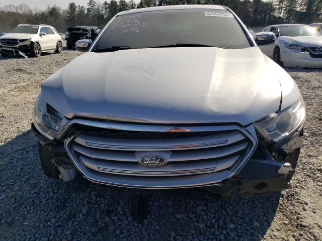 1FAHP2F89JG109580 - 2018 FORD TAURUS LIMITED SILVER photo 5