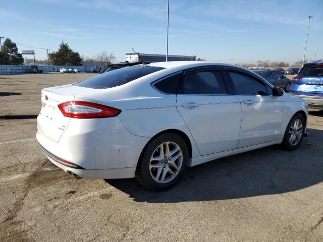 3FA6P0HD8ER143059 - 2014 FORD FUSION SE WHITE photo 3