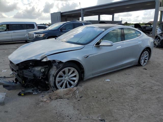 5YJSA1E28JF262521 - 2018 TESLA MODEL S SILVER photo 1