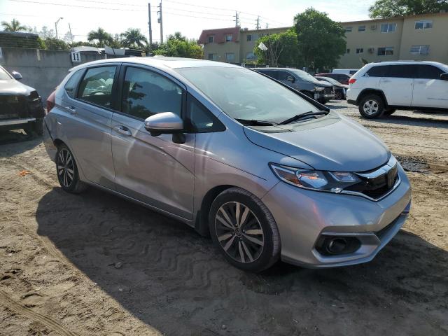 3HGGK5H83JM733272 - 2018 HONDA FIT EX SILVER photo 4