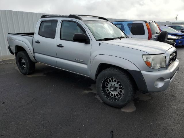 5TELU42N87Z356238 - 2007 TOYOTA TACOMA DOUBLE CAB SILVER photo 4