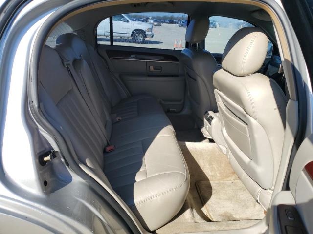 1LNHM81W43Y683024 - 2003 LINCOLN TOWN CAR EXECUTIVE SILVER photo 10