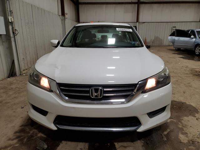 1HGCR2F3XDA236737 - 2013 HONDA ACCORD LX WHITE photo 5