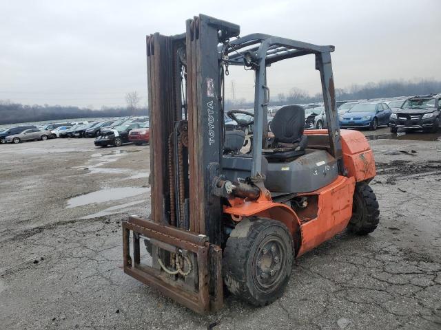 71017 - 2011 TOYOTA FORKLIFT ნარინჯისფერი ფოტო 2