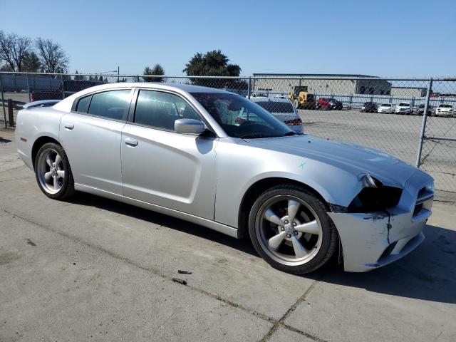 2C3CDXBG8CH300717 - 2012 DODGE CHARGER SE SILVER photo 4