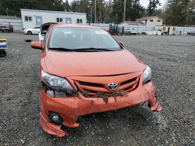 2T1BU4EE2DC088716 - 2013 TOYOTA COROLLA BASE ORANGE photo 5