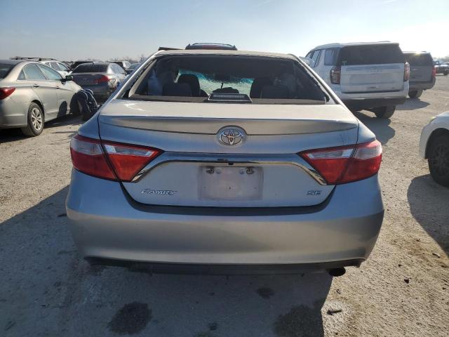 4T1BF1FK4HU418289 - 2017 TOYOTA CAMRY LE SILVER photo 6