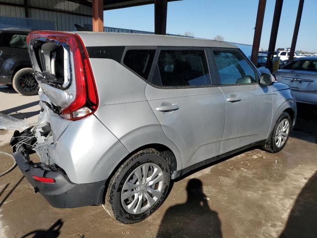 KNDJ23AU8L7716769 - 2020 KIA SOUL LX SILVER photo 3