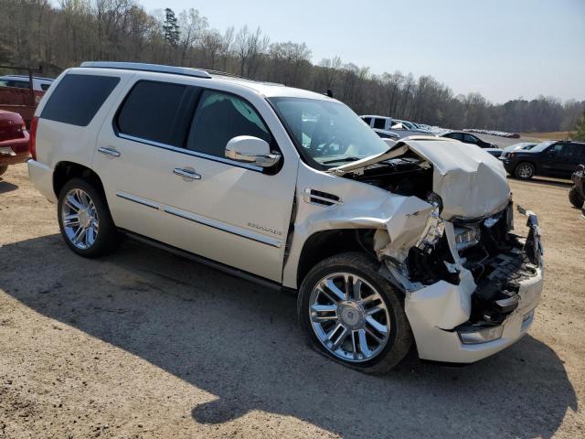 1GYS3DEFXCR135243 - 2012 CADILLAC ESCALADE PLATINUM CREAM photo 4