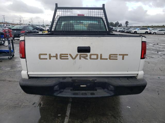 1GCCS145828195143 - 2002 CHEVROLET S TRUCK S10 WHITE photo 6