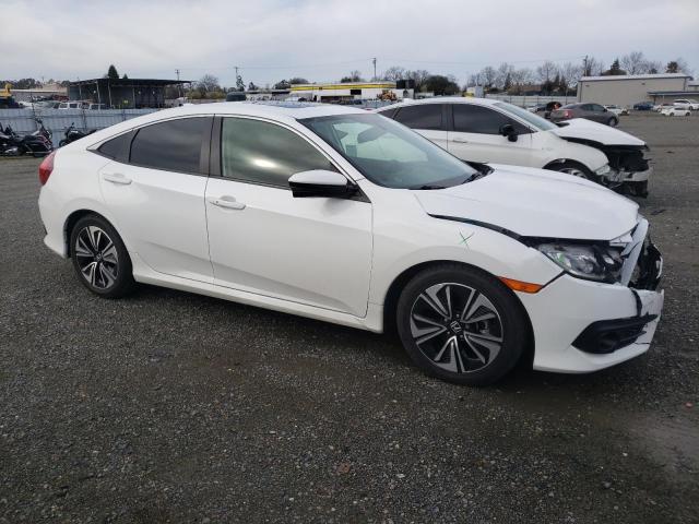 JHMFC1F77JX027182 - 2018 HONDA CIVIC EXL WHITE photo 4