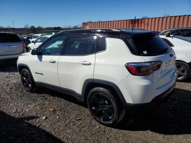 3C4NJCBB1JT486762 - 2018 JEEP COMPASS LATITUDE WHITE photo 2