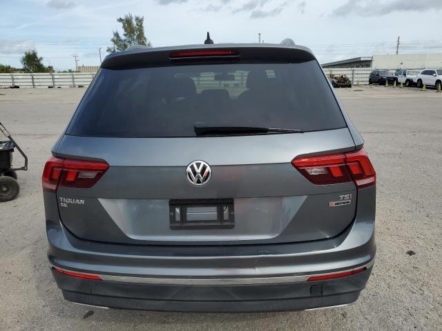 3VV2B7AX6JM103110 - 2018 VOLKSWAGEN TIGUAN SE GRAY photo 6